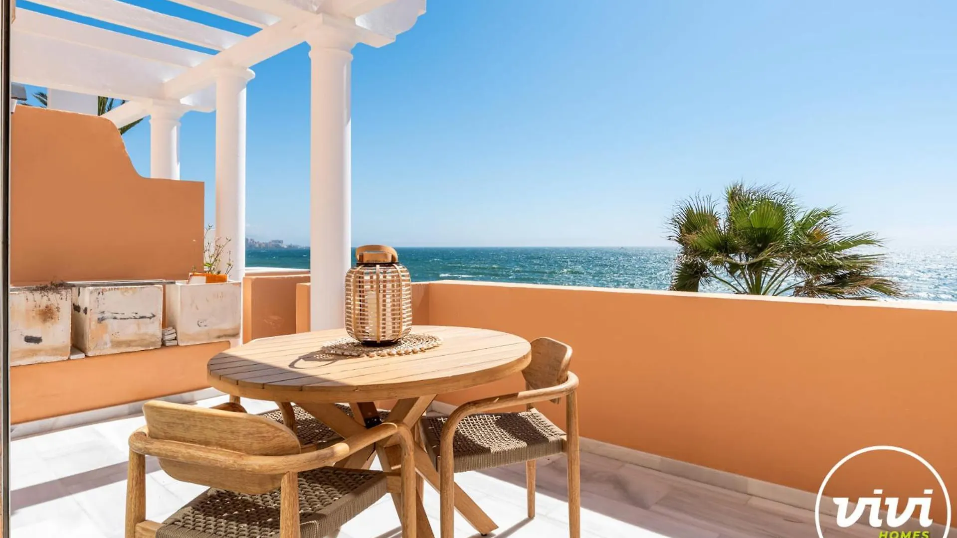Vivi Homes - Picasso Estepona 0*,  Spanyolország