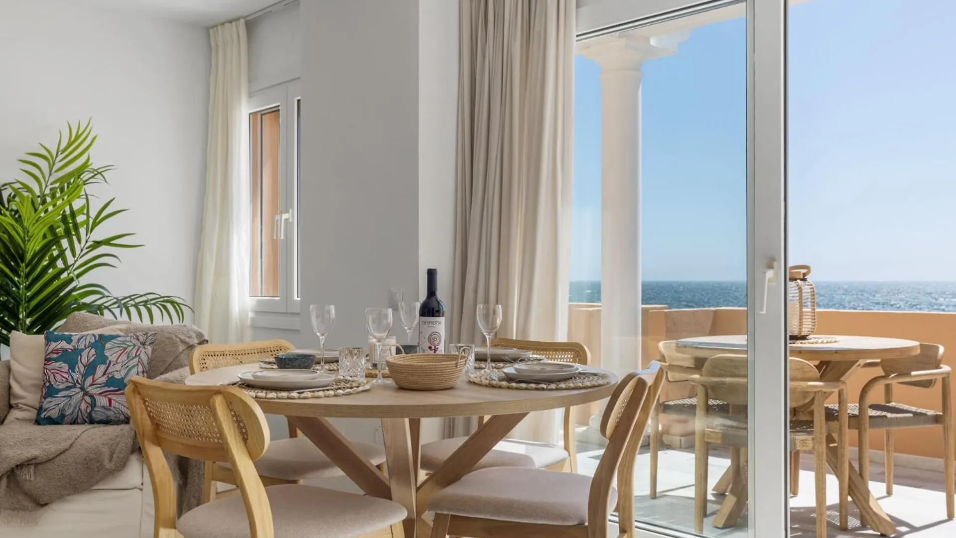 Vivi Homes - Picasso Estepona Apartman