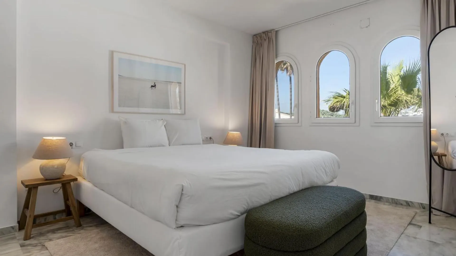 Vivi Homes - Picasso Estepona 0*,  España